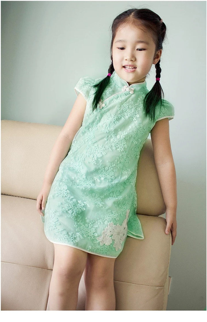 SLEEVELESS MINT LACE SHIFT DRESS