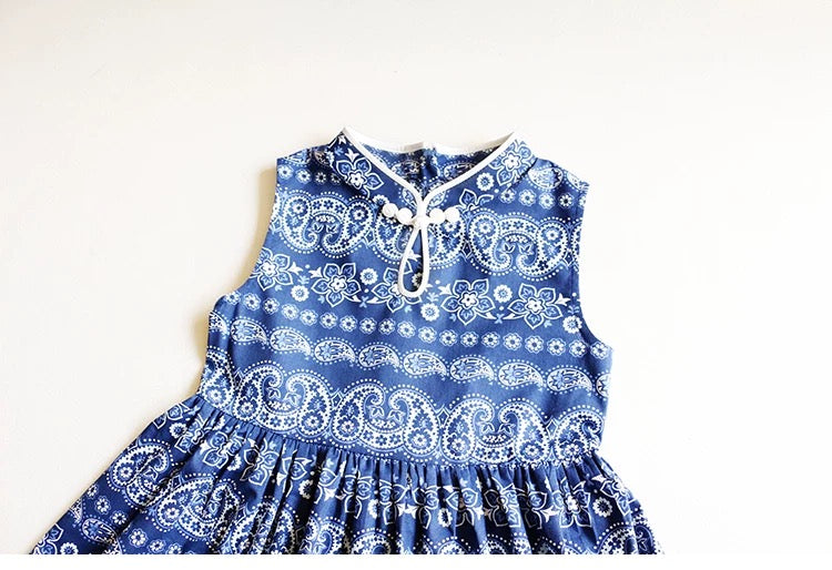 SLEEVELESS BLUE PATTERNED PRINCESS DRESS