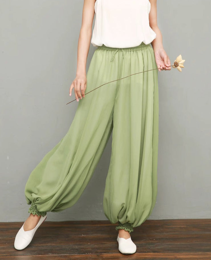 Chiffon crepe pant with elastic waist and ankle